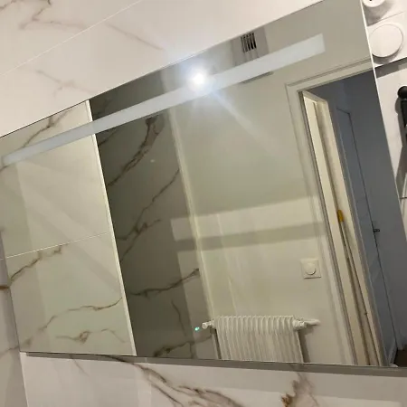 Quiet, Sea View Terrace, Parking, Air Conditioning, Beach, X6 Toulon